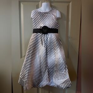 New with Tags Classic Fashion Party, wedding, baptism, Easter, Dress, T2